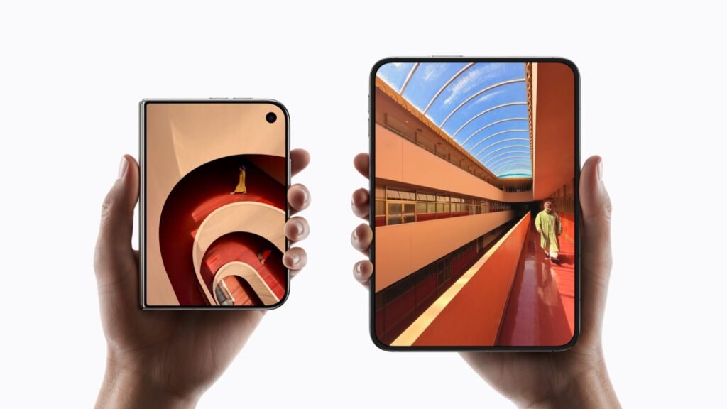 Apple lansează primul iPhone pliabil: iPhone Duo are două ecrane, A20 Pro. De la cât începe prețul? 1