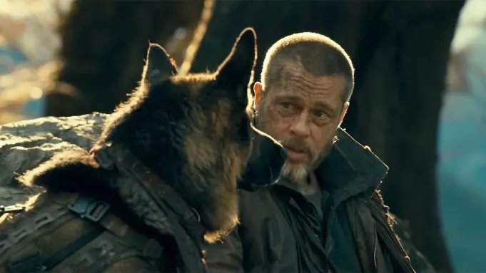 Brad Pitt și-a lăudat partenerul canin din noul său film „Heart of the Beast” 1